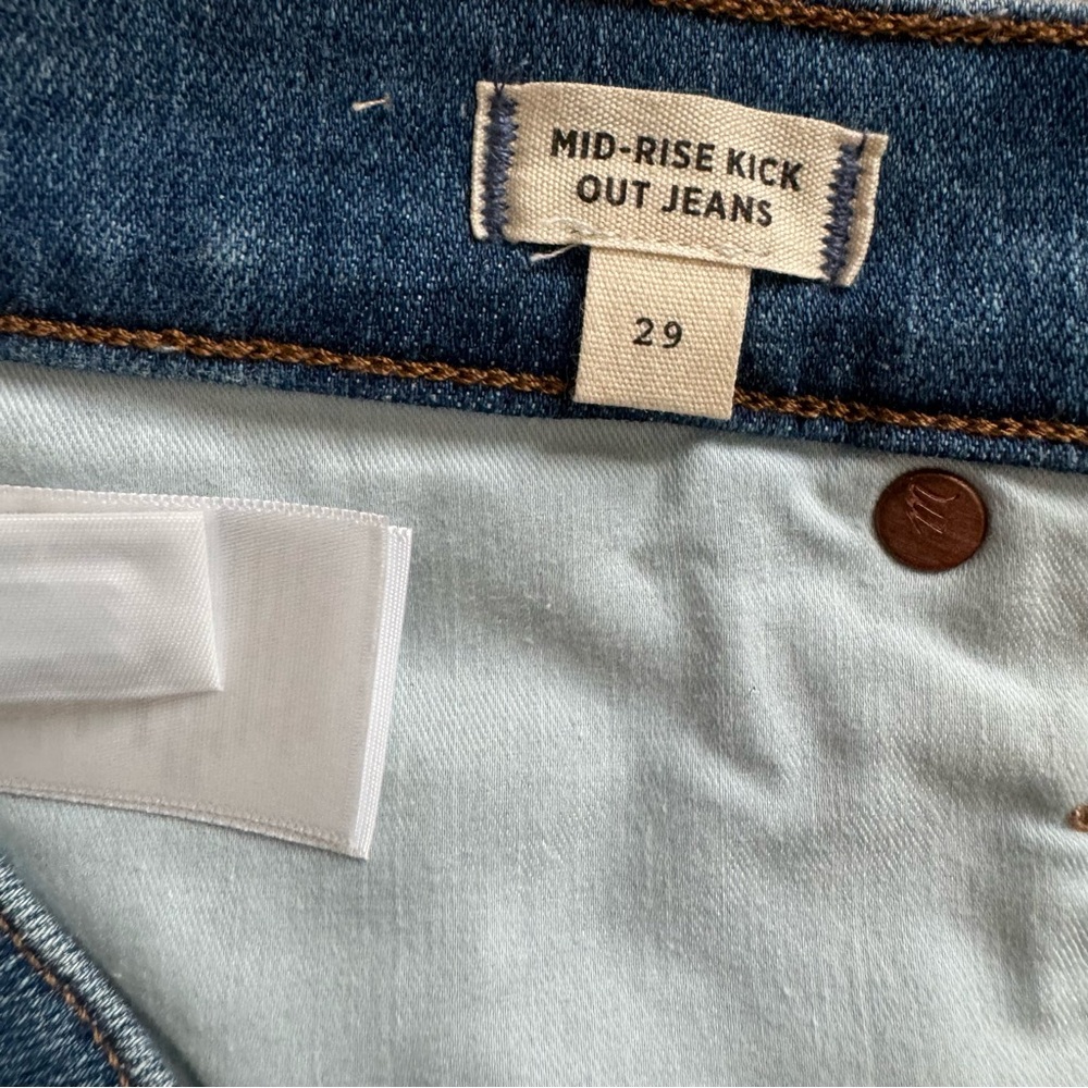 Madewell Mid Rise Kick Out Jean - Picture 9 of 15